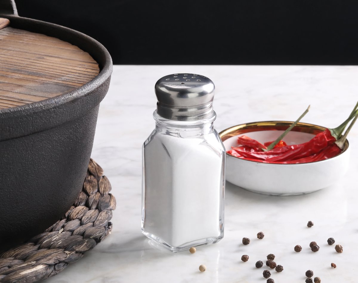 SQUARE SHAKER WITH MUSHROOM TOP - 2 OZ