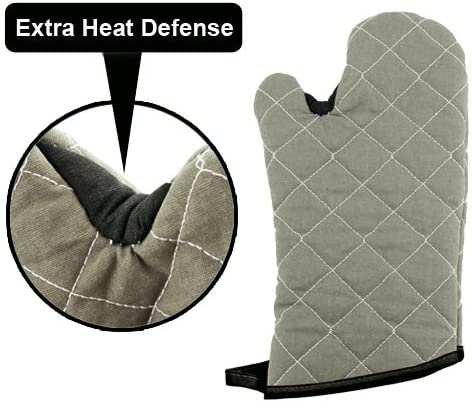 New Star Foodservice 32277 Commercial Grade Flame Retardant/Resistant Oven Mitts with Extra Defense, up to 400F, 13-Inch, Set of 2