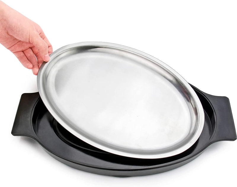 New Star Foodservice 26733 Oval Stainless Steel Sizzling Platter with Insulated Holder, 11.63" x 8", Black