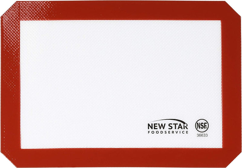 New Star Foodservice 36633 Commercial Grade Silicone Baking Mat Non-Stick Pan Liner, 8 x 12 Inch (Quarter Size)