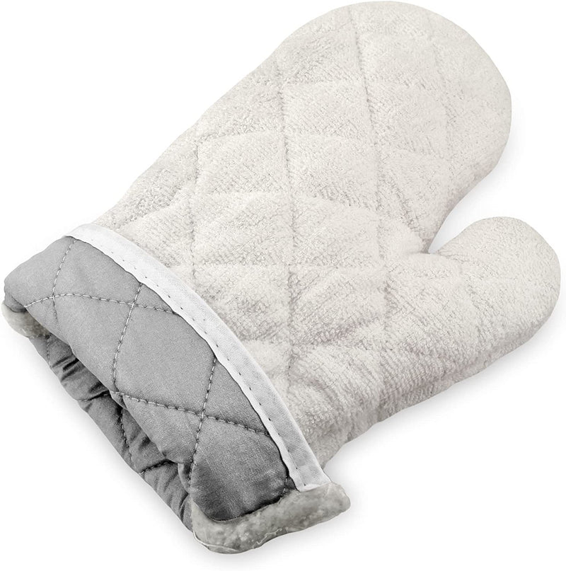 New Star Foodservice 32123 Terry Cloth Oven Mitts, Up to 400F, 13-Inch, Set of 2